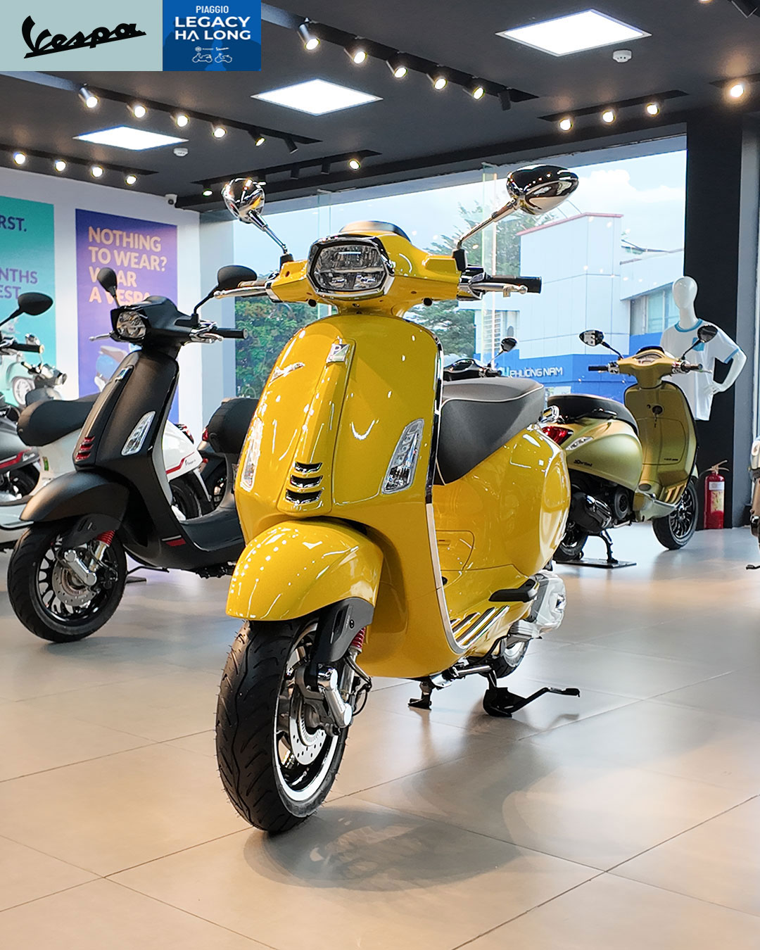 Tích hơn ABS, khóa từ, cổng sạc USB