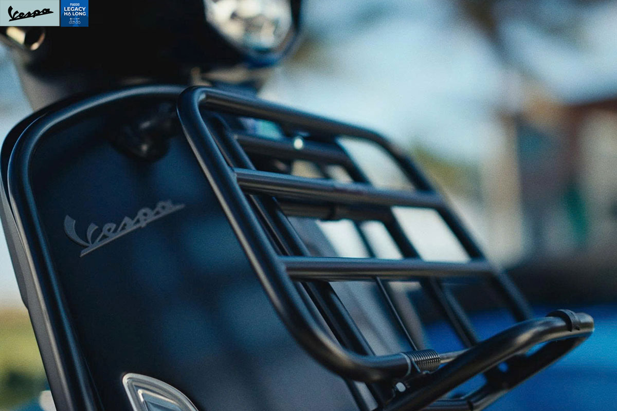 Baga trước Vespa Sprint